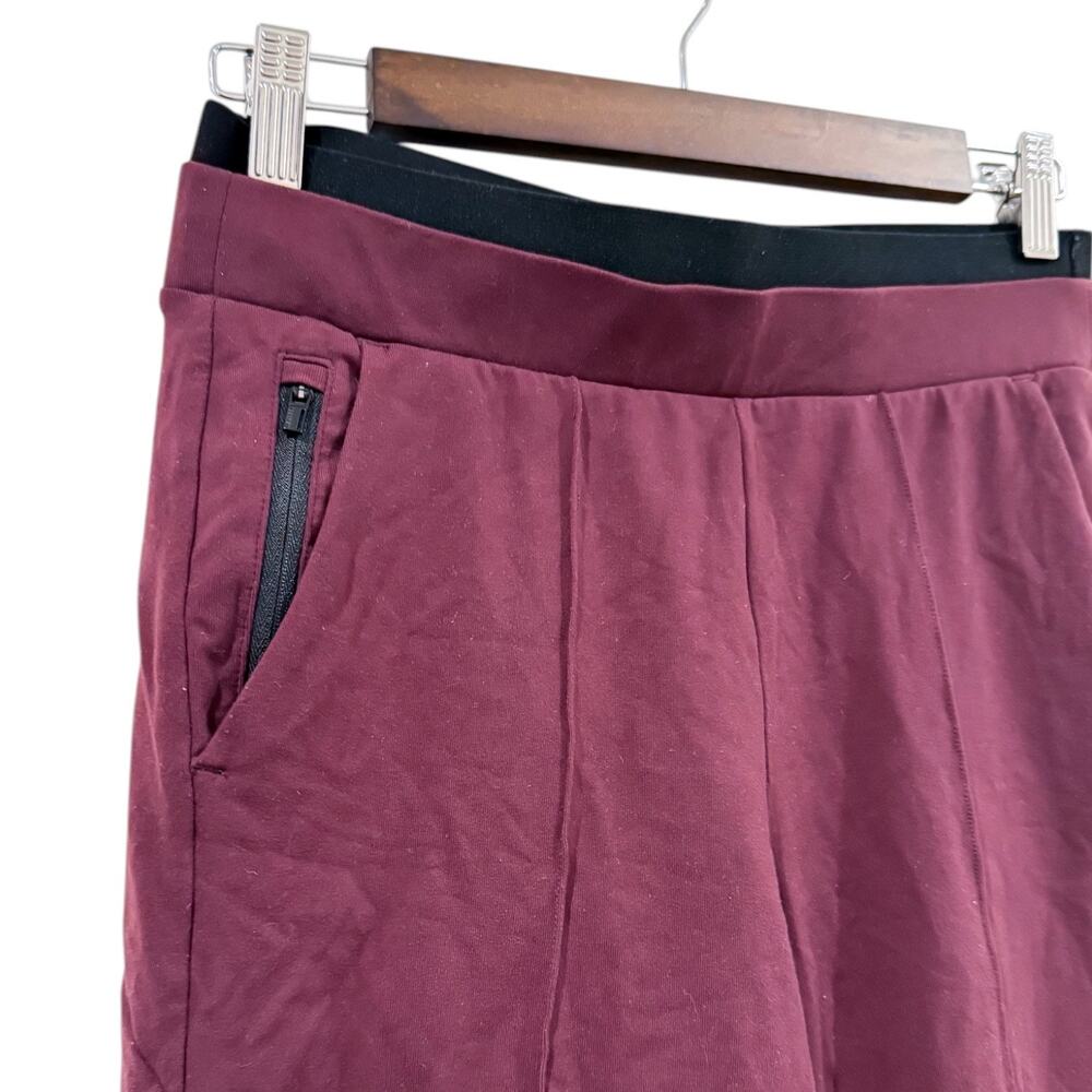 ATHLETA Women's Venice Pintuck Pant Tapered Pull-On Burgundy XS EUC - Picture 3 of 7